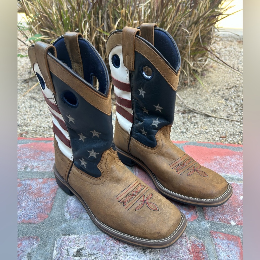 Cody James Leather USA Flag Western Cowboy Boots Boys Size 3D Broad Square Toe